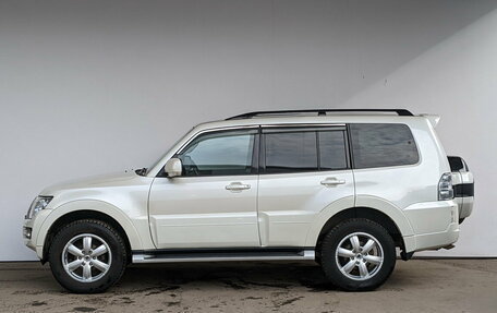 Mitsubishi Pajero IV, 2017 год, 3 450 000 рублей, 23 фотография