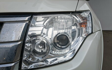 Mitsubishi Pajero IV, 2017 год, 3 450 000 рублей, 26 фотография