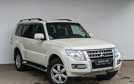 Mitsubishi Pajero IV, 2017 год, 3 450 000 рублей, 30 фотография