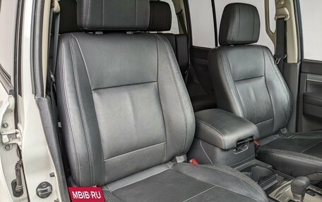 Mitsubishi Pajero IV, 2017 год, 3 450 000 рублей, 29 фотография