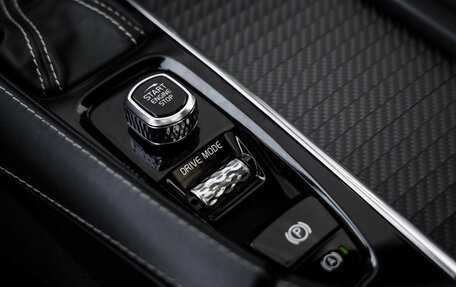 Volvo XC90 II рестайлинг, 2018 год, 4 299 000 рублей, 22 фотография