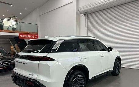 Nissan Pathfinder, 2025 год, 4 850 000 рублей, 2 фотография