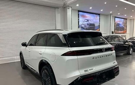 Nissan Pathfinder, 2025 год, 4 850 000 рублей, 4 фотография