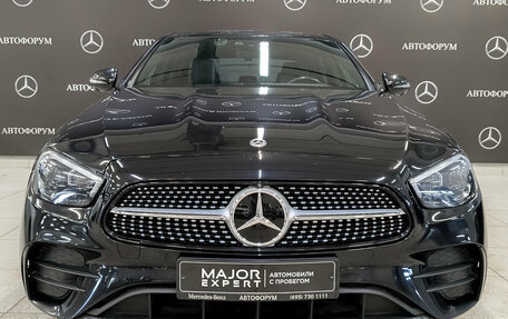 Mercedes-Benz E-Класс, 2020 год, 4 500 000 рублей, 2 фотография