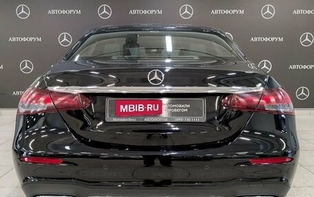 Mercedes-Benz E-Класс, 2020 год, 4 500 000 рублей, 6 фотография