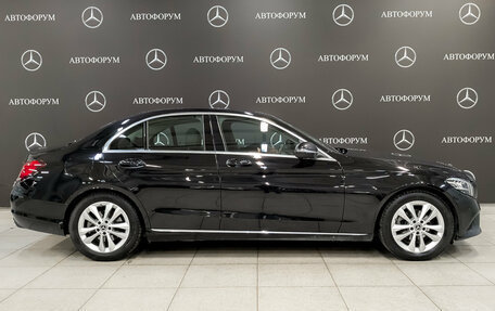 Mercedes-Benz C-Класс, 2019 год, 2 850 000 рублей, 4 фотография