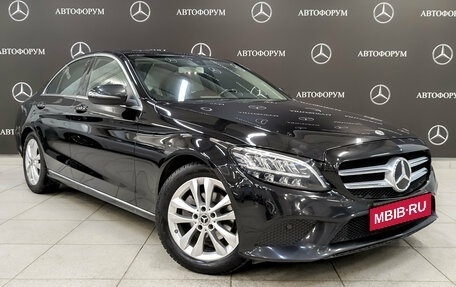 Mercedes-Benz C-Класс, 2019 год, 2 850 000 рублей, 3 фотография