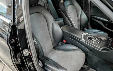 Mercedes-Benz C-Класс, 2019 год, 2 850 000 рублей, 22 фотография