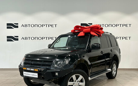 Mitsubishi Pajero IV, 2015 год, 2 199 000 рублей, 3 фотография