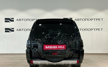 Mitsubishi Pajero IV, 2015 год, 2 199 000 рублей, 6 фотография