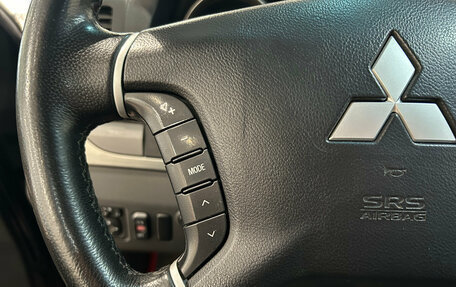 Mitsubishi Pajero IV, 2015 год, 2 199 000 рублей, 21 фотография