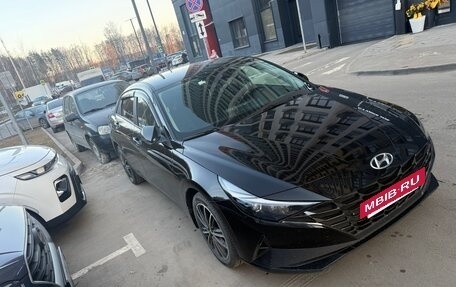 Hyundai Elantra, 2021 год, 2 200 000 рублей, 3 фотография