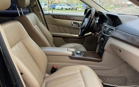 Mercedes-Benz E-Класс, 2011 год, 1 280 000 рублей, 9 фотография