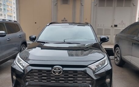 Toyota RAV4, 2020 год, 3 300 000 рублей, 7 фотография