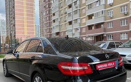 Mercedes-Benz E-Класс, 2011 год, 1 280 000 рублей, 6 фотография