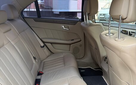 Mercedes-Benz E-Класс, 2011 год, 1 280 000 рублей, 15 фотография