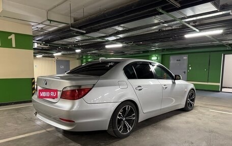 BMW 5 серия, 2006 год, 1 150 000 рублей, 16 фотография