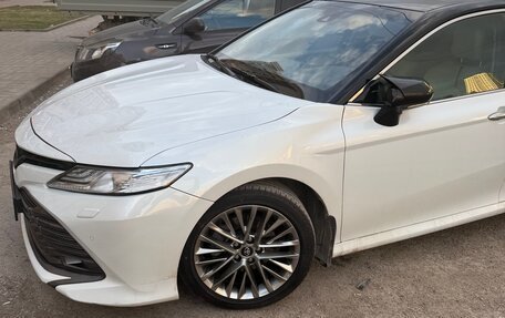 Toyota Camry, 2021 год, 3 090 000 рублей, 3 фотография