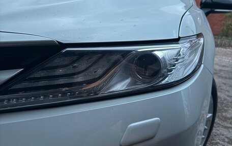 Toyota Camry, 2021 год, 3 090 000 рублей, 10 фотография