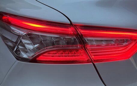 Toyota Camry, 2021 год, 3 090 000 рублей, 11 фотография