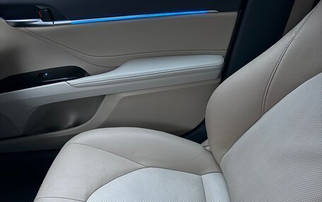 Toyota Camry, 2021 год, 3 090 000 рублей, 24 фотография