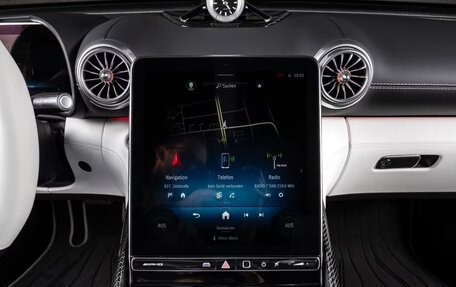 Mercedes-Benz SL-Класс AMG, 2026 год, 107 000 000 рублей, 25 фотография