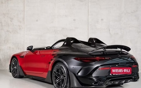 Mercedes-Benz SL-Класс AMG, 2026 год, 107 000 000 рублей, 10 фотография