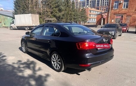 Volkswagen Jetta VI, 2013 год, 880 000 рублей, 4 фотография