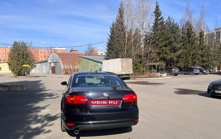 Volkswagen Jetta VI, 2013 год, 880 000 рублей, 5 фотография