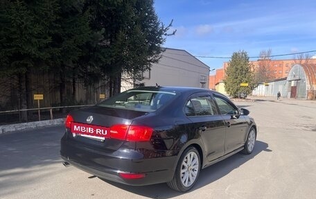 Volkswagen Jetta VI, 2013 год, 880 000 рублей, 3 фотография
