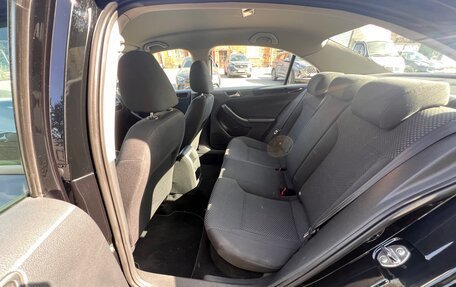 Volkswagen Jetta VI, 2013 год, 880 000 рублей, 16 фотография