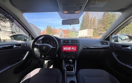 Volkswagen Jetta VI, 2013 год, 880 000 рублей, 15 фотография