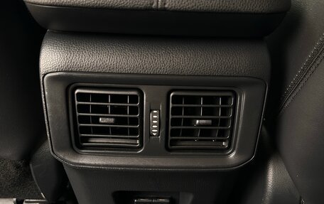 Toyota RAV4, 2020 год, 3 400 000 рублей, 12 фотография