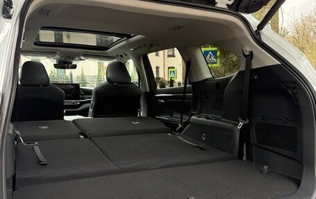 Toyota Highlander, 2026 год, 5 290 000 рублей, 32 фотография