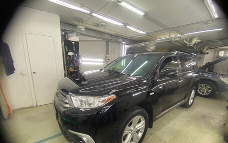 Toyota Highlander III, 2012 год, 2 100 000 рублей, 37 фотография