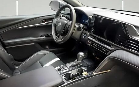 Toyota Camry, 2025 год, 5 600 000 рублей, 12 фотография