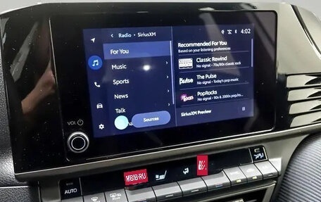 Toyota Camry, 2025 год, 5 600 000 рублей, 11 фотография