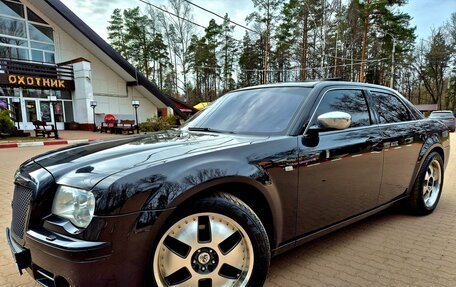 Chrysler 300C II, 2005 год, 1 095 000 рублей, 3 фотография