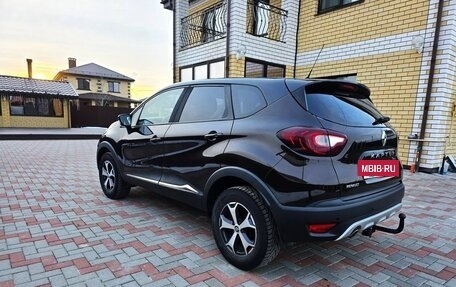 Renault Kaptur I рестайлинг, 2017 год, 1 390 000 рублей, 5 фотография