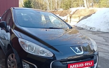 Peugeot 308 II, 2011 год, 435 000 рублей, 2 фотография