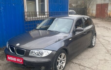 BMW 1 серия, 2006 год, 370 000 рублей, 2 фотография
