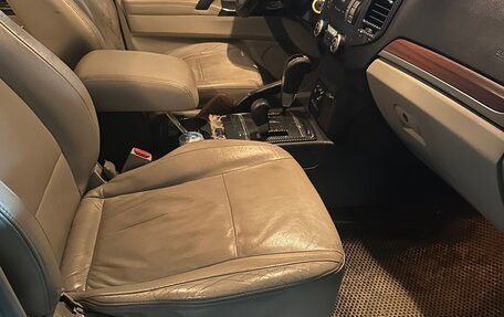 Mitsubishi Pajero IV, 2008 год, 1 600 000 рублей, 10 фотография