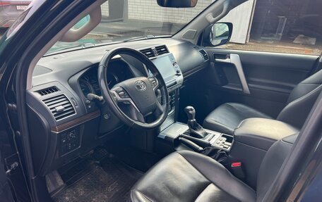 Toyota Land Cruiser Prado 150 рестайлинг 2, 2021 год, 5 850 000 рублей, 11 фотография