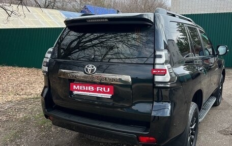 Toyota Land Cruiser Prado 150 рестайлинг 2, 2021 год, 5 850 000 рублей, 13 фотография