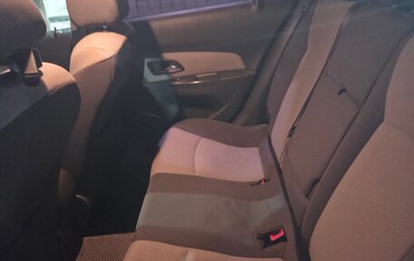 Chevrolet Cruze II, 2010 год, 550 000 рублей, 15 фотография