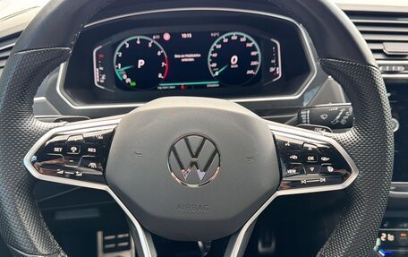 Volkswagen Tiguan II, 2022 год, 3 320 000 рублей, 21 фотография