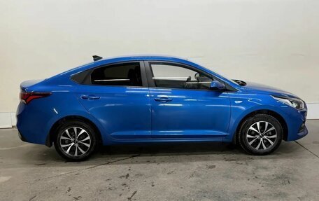 Hyundai Solaris II рестайлинг, 2017 год, 1 199 000 рублей, 5 фотография