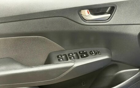 Hyundai Solaris II рестайлинг, 2017 год, 1 199 000 рублей, 12 фотография