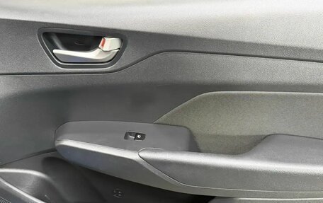 Hyundai Solaris II рестайлинг, 2017 год, 1 199 000 рублей, 13 фотография