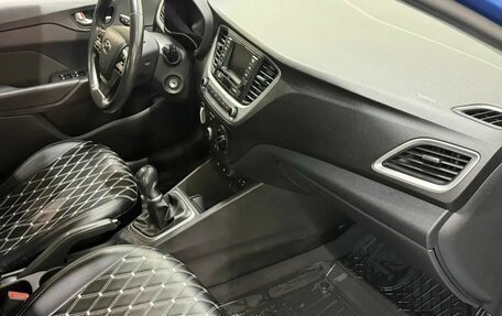 Hyundai Solaris II рестайлинг, 2017 год, 1 199 000 рублей, 8 фотография